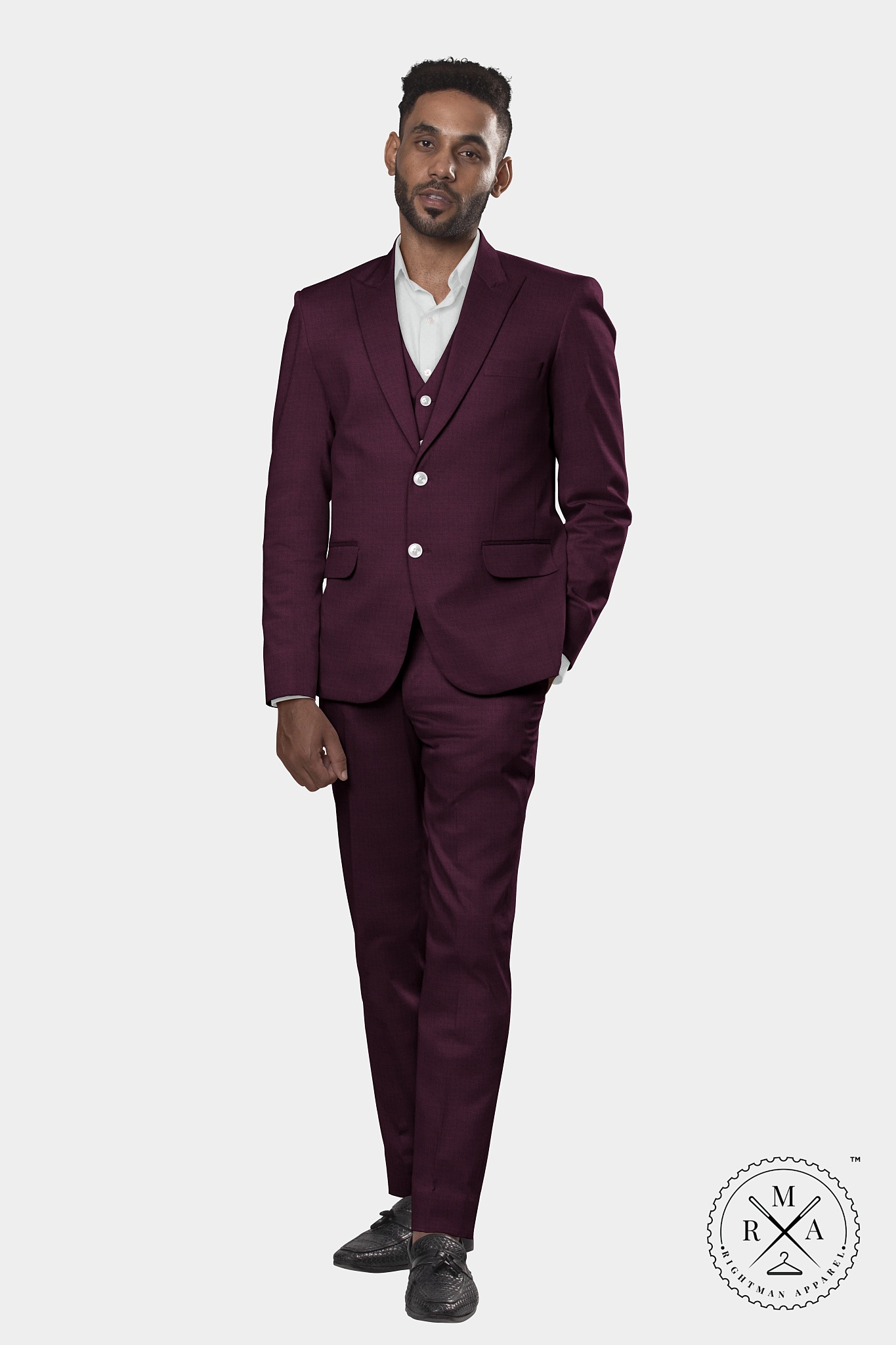 Magenta Three Piece Suit SU190